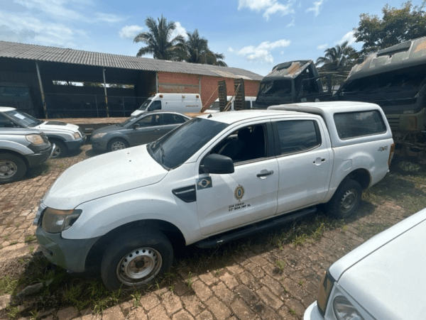 FORD RANGER leilão viaturas do exercito