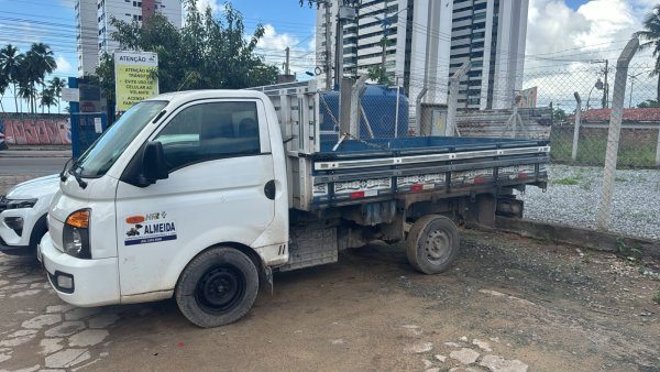 HYUNDAI HR HDB leilão de frota construtora