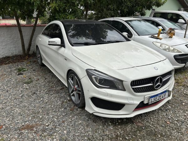 M. BENZ CLA250 4M leilão veiculos policia federal