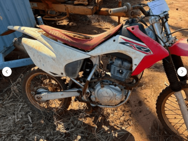 Motocicleta CRF 150 Mega Leilão do Agro
