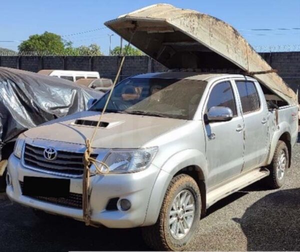 TOYOTA HILUX CD 4X4 Leilão da PF