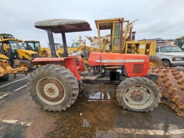 Trator Agrícola Massey Ferguson leilão veiculos