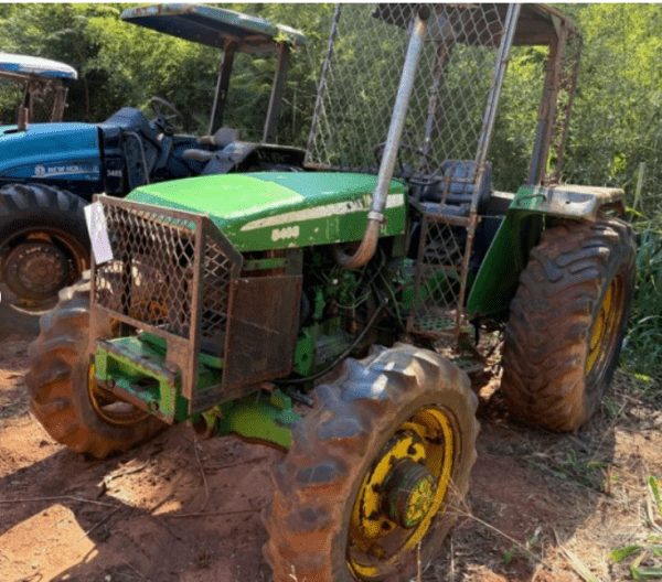 Trator de Pneus John Deere JD 5403 4x4 Mega Leilão do Agro