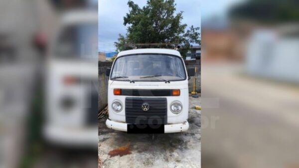 VW Kombi leilão veiculos prefeitura
