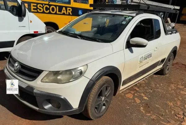 Volkswagen Saveiro 1.6 Ce Cross leilão veiculos de prefeitura